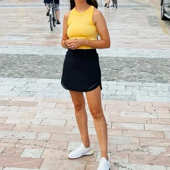 Lululemon Hotty Hot High-Rise Skirt Black - Picture 6 of 12